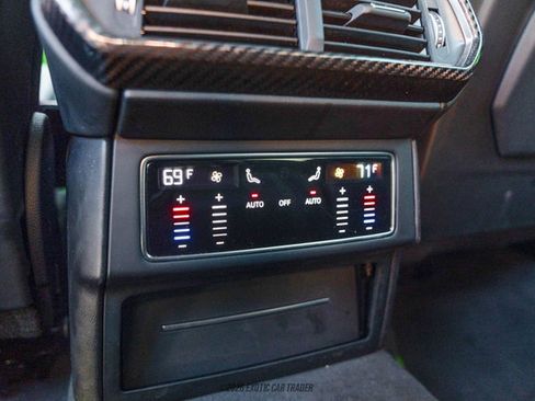 Used 2021 Lamborghini Urus image 54