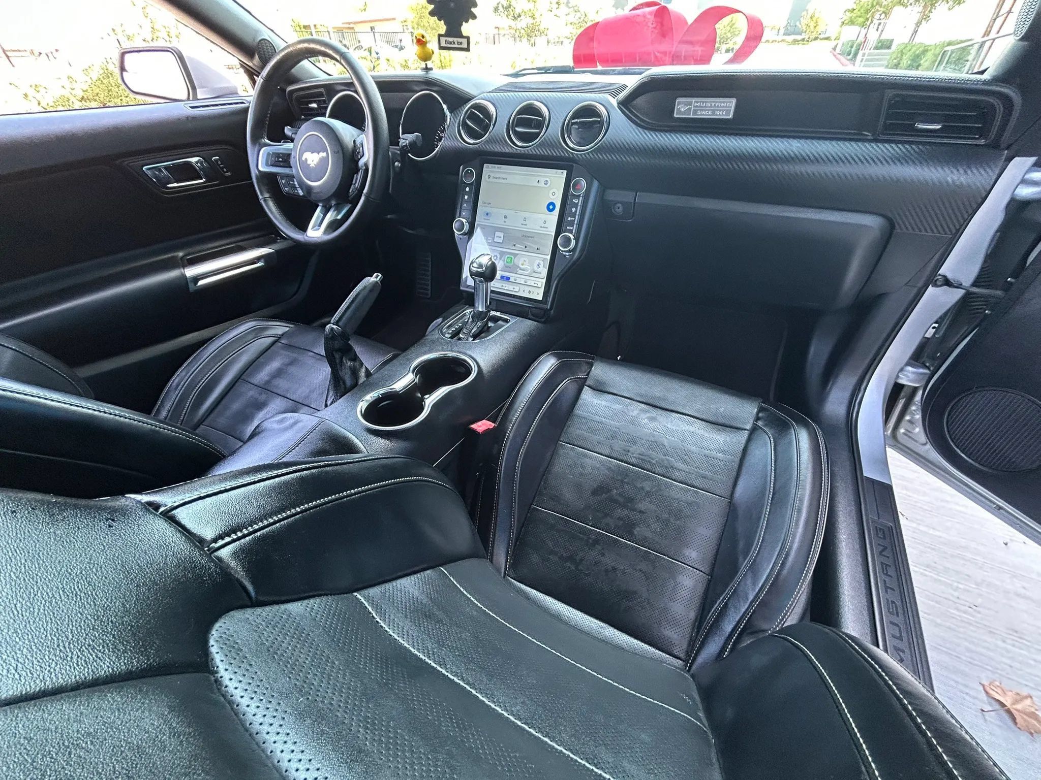 Used 2015 Ford Mustang Coupe w/ Equipment Group 051A RWD image 2