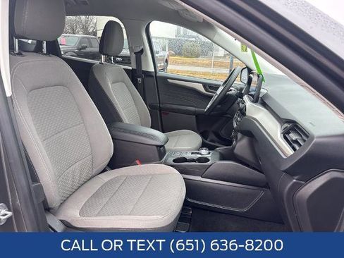 Certified 2022 Ford Escape SE w/ Cold Weather Package AWD/4WD image 31