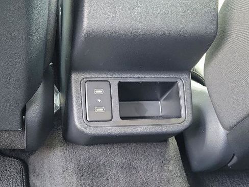 Used 2025 Kia K4 FWD image 17