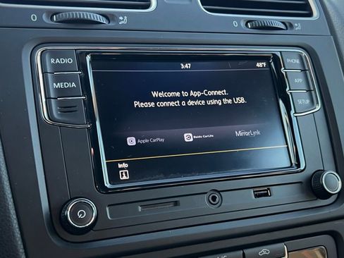 Used 2013 Volkswagen Golf 4-Door image 40