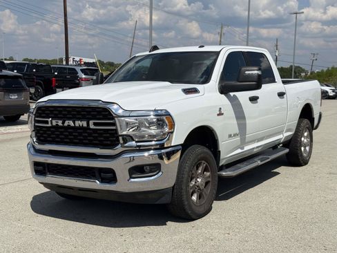 Used 2024 RAM 2500 Big Horn AWD/4WD image 8
