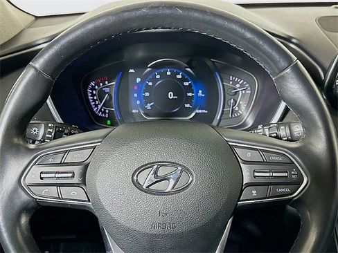 Used 2020 Hyundai Santa Fe Limited image 12