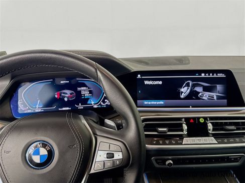 Used 2023 BMW X5 xDrive45e w/ Parking Assistance Package image 9