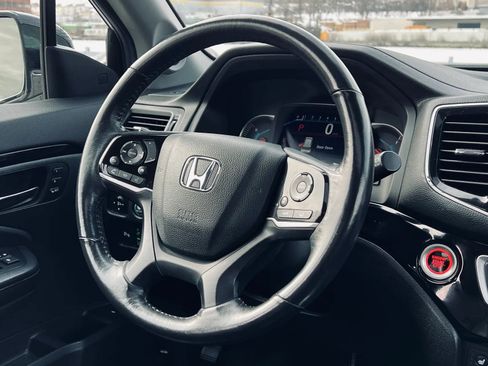 Used 2019 Honda Pilot Elite image 11