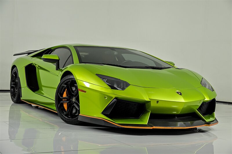 Used 2012 Lamborghini Aventador LP 700-4 AWD/4WD image 2