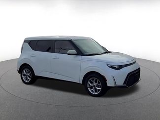 Used 2025 Kia Soul LX w/ LX Technology Package FWD video 2