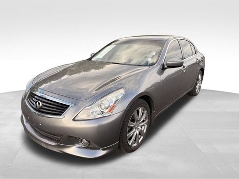 Used 2011 INFINITI G37 x Sedan AWD/4WD image 4