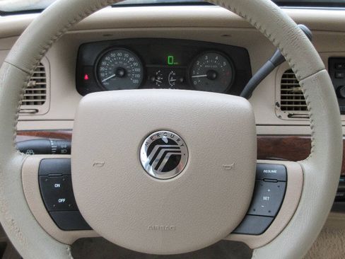 Used 2006 Mercury Grand Marquis LS RWD image 28