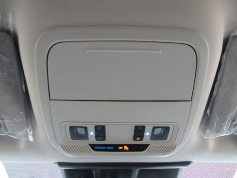 Used 2025 Ford Mustang Mach-E Select w/ Comfort Package Lite image 49