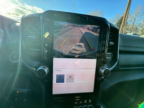 Used 2025 RAM 3500 Laramie image 37