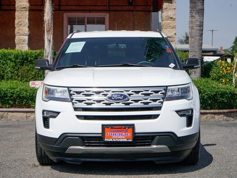 Used 2019 Ford Explorer XLT w/ Equipment Group 201A image 2