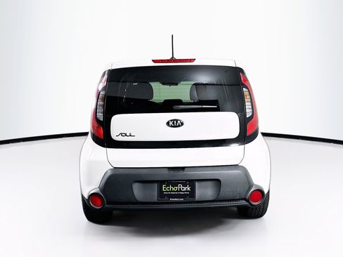 Used 2015 Kia Soul + FWD image 7