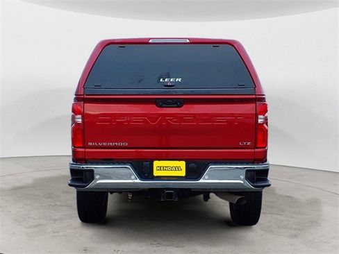 Used 2024 Chevrolet Silverado 2500 LTZ w/ LTZ Convenience Package image 4