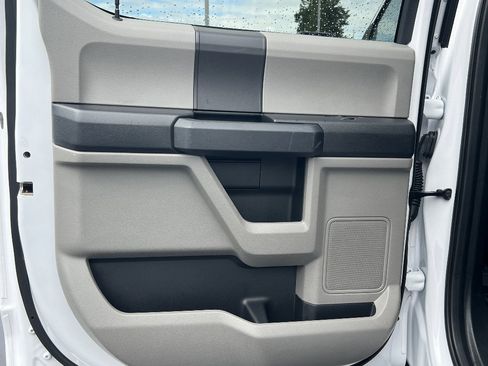 Certified 2019 Ford F150 XL w/ Equipment Group 101A Mid AWD/4WD image 32