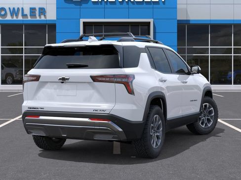 New 2026 Chevrolet Equinox ACTIV w/ LPO, Trailering Package AWD/4WD image 4