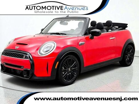 Used 2024 MINI Cooper S FWD image 1
