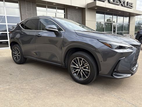 Used 2025 Lexus NX 350h AWD w/ Accessory Package (2T) image 2