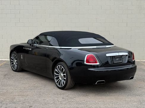 Used 2018 Rolls-Royce Dawn RWD image 7