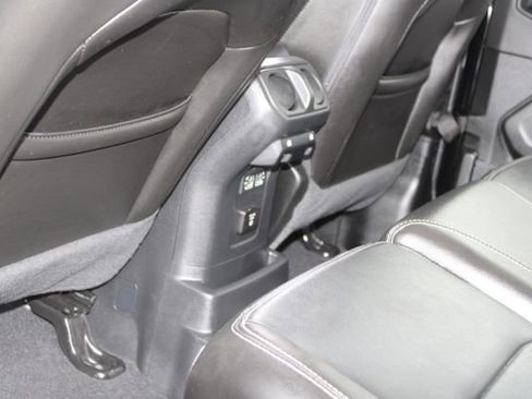 Used 2023 Jeep Wrangler Unlimited Sahara image 42