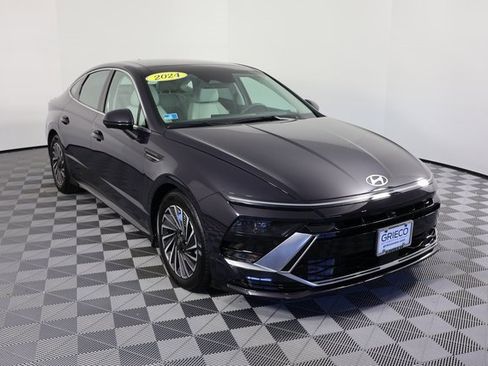 Certified 2024 Hyundai Sonata Limited image 1