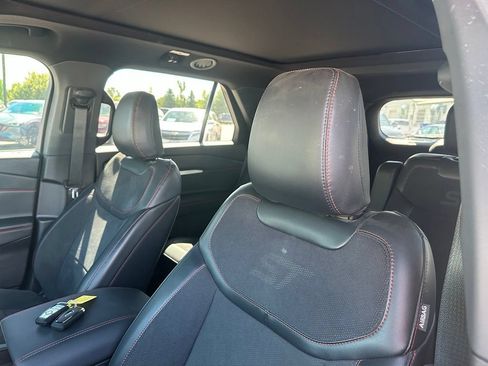 Used 2025 Ford Explorer ST w/ Sun And Sound Package AWD/4WD image 3