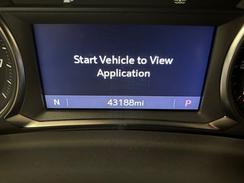 Used 2023 GMC Terrain SLT AWD/4WD image 32