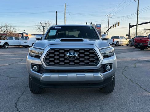 Used 2023 Toyota Tacoma TRD Sport w/ Advanced Technology Package image 3