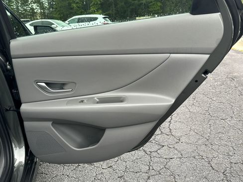 Certified 2025 Hyundai Elantra SEL w/ Cargo Package image 16