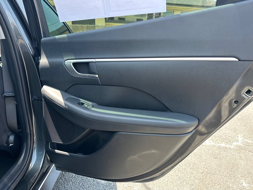New 2026 Hyundai Sonata SE FWD image 30