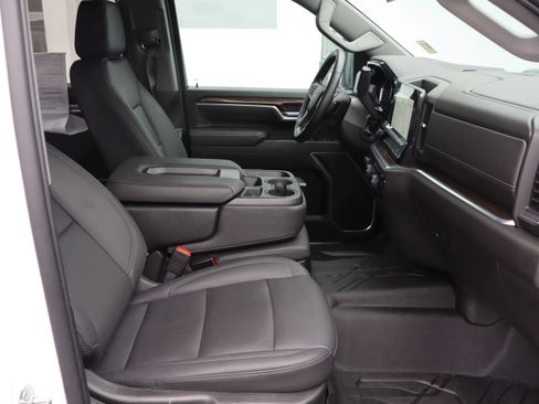 Used 2025 Chevrolet Silverado 2500 LT w/ Trail Boss Package image 37