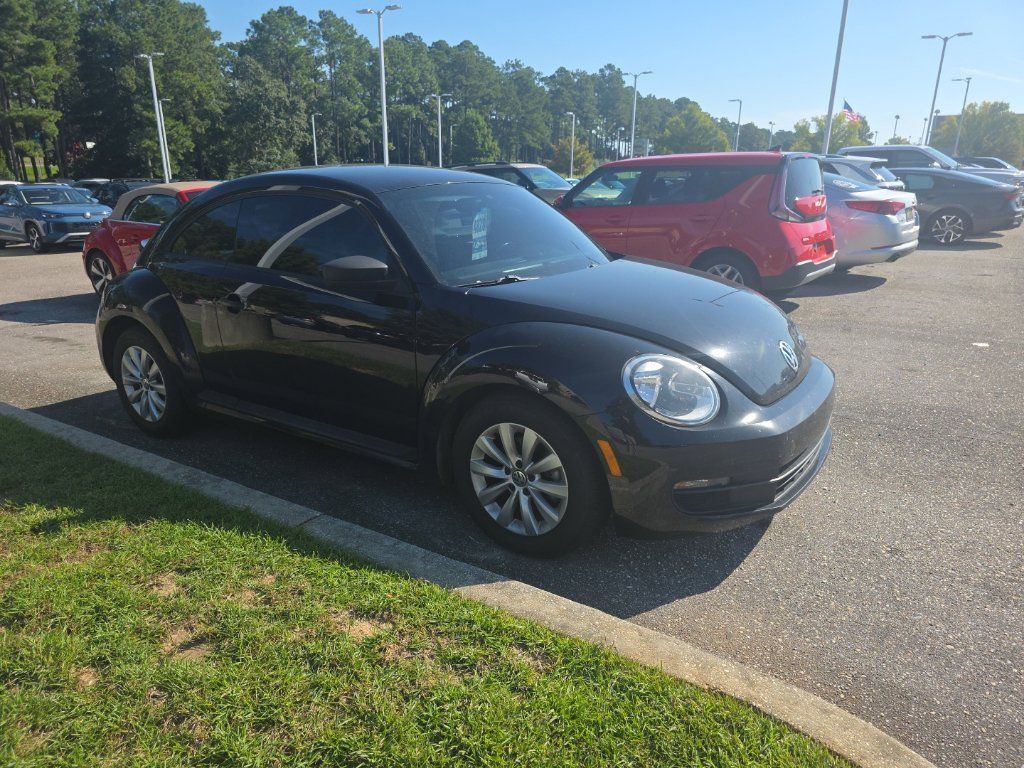Used 2016 Volkswagen Beetle 1.8T S FWD image 8