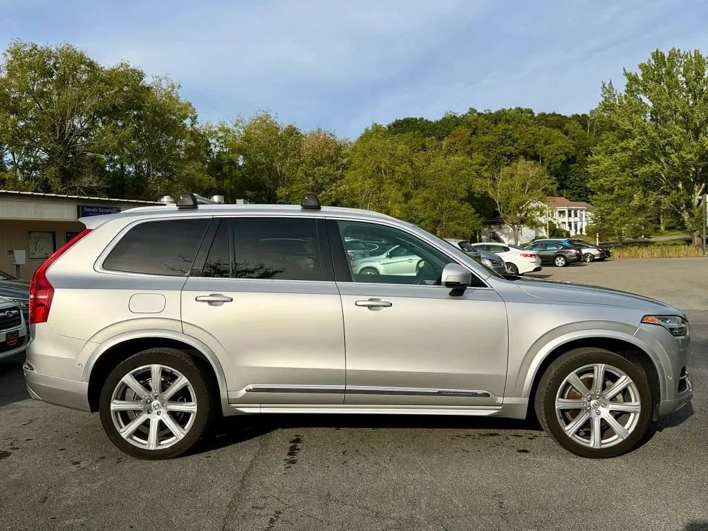 Used 2018 Volvo XC90 T6 Inscription w/ Convenience Package AWD/4WD image 9