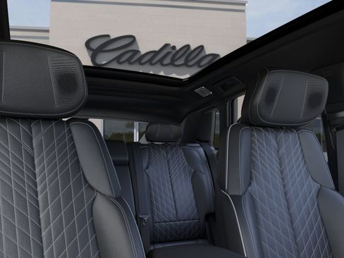 New 2027 Cadillac Lyriq Signature Sport w/ Nappa Leather Package AWD/4WD image 48