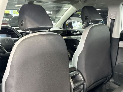 Certified 2024 Volkswagen Taos S FWD image 23