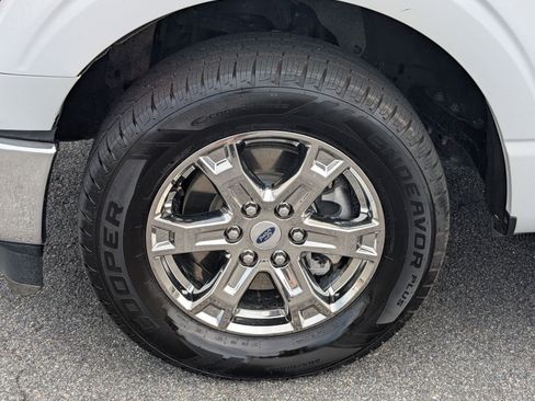 Used 2023 Ford F150 XLT w/ Equipment Group 302A High RWD image 13