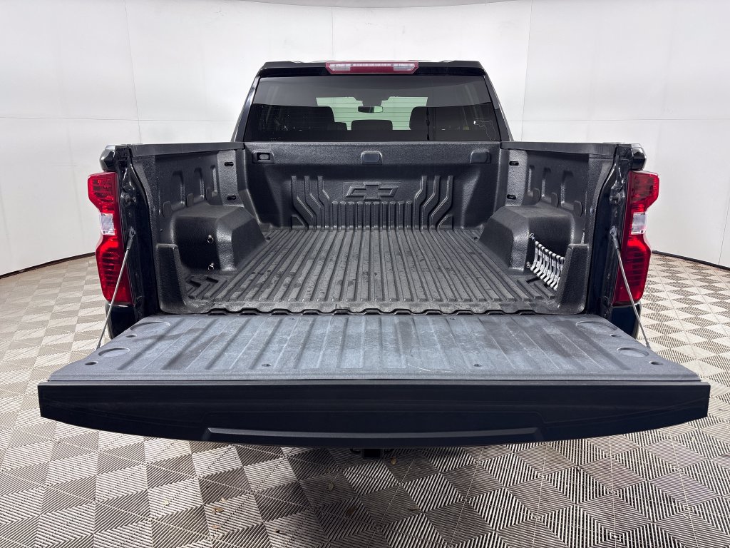 Used 2022 Chevrolet Silverado 1500 Custom RWD image 28