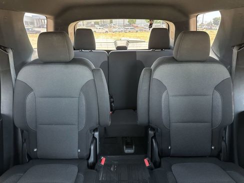 Certified 2023 Chevrolet Traverse LT w/ LPO, Floor Liner Package AWD/4WD image 7
