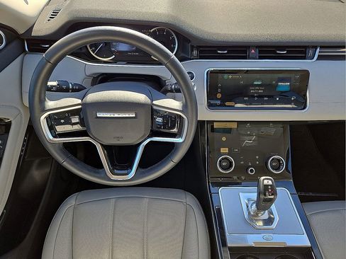 Used 2023 Land Rover Range Rover Evoque SE image 17