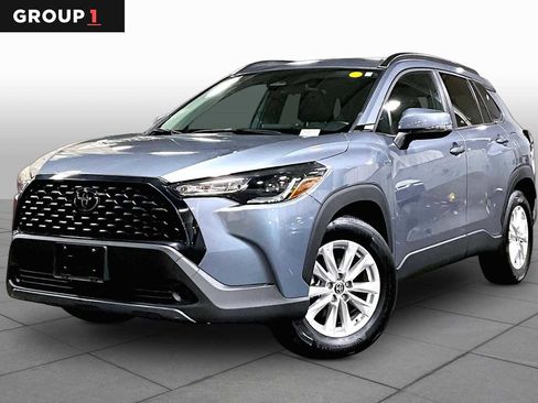 Used 2023 Toyota Corolla Cross LE w/ Moonroof Package AWD/4WD image 1