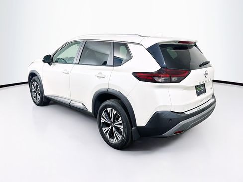 Used 2023 Nissan Rogue SV w/ SV Premium B Package FWD image 5