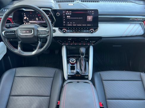 Used 2024 GMC Canyon AT4X AWD/4WD image 10