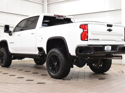 Used 2025 Chevrolet Silverado 2500 LTZ w/ Trail Boss Package AWD/4WD image 5