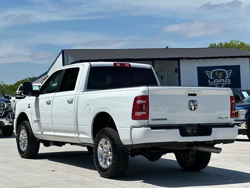Used 2024 RAM 2500 Laramie AWD/4WD image 5