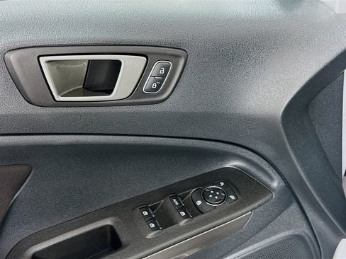 Used 2021 Ford EcoSport SE FWD image 17