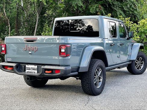 Used 2026 Jeep Gladiator Mojave AWD/4WD image 13