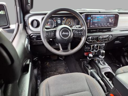 Certified 2024 Jeep Wrangler Unlimited Sport AWD/4WD image 4