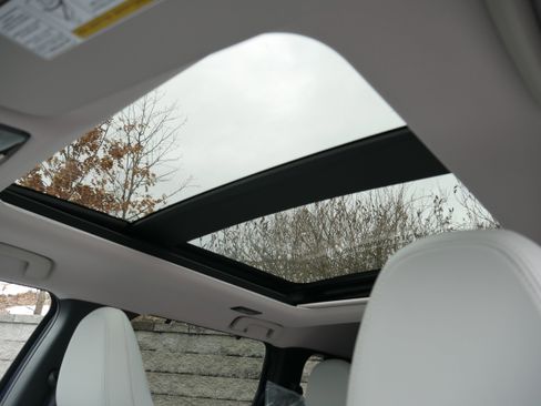 New 2026 Mitsubishi Outlander SEL image 16