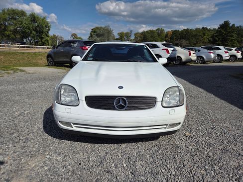 Used 1998 Mercedes-Benz SLK 230 image 2
