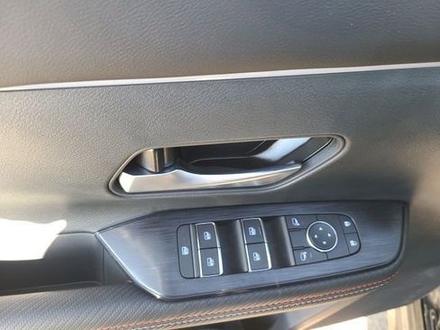 New 2026 Nissan Kicks SR w/ SR Premium Package image 7